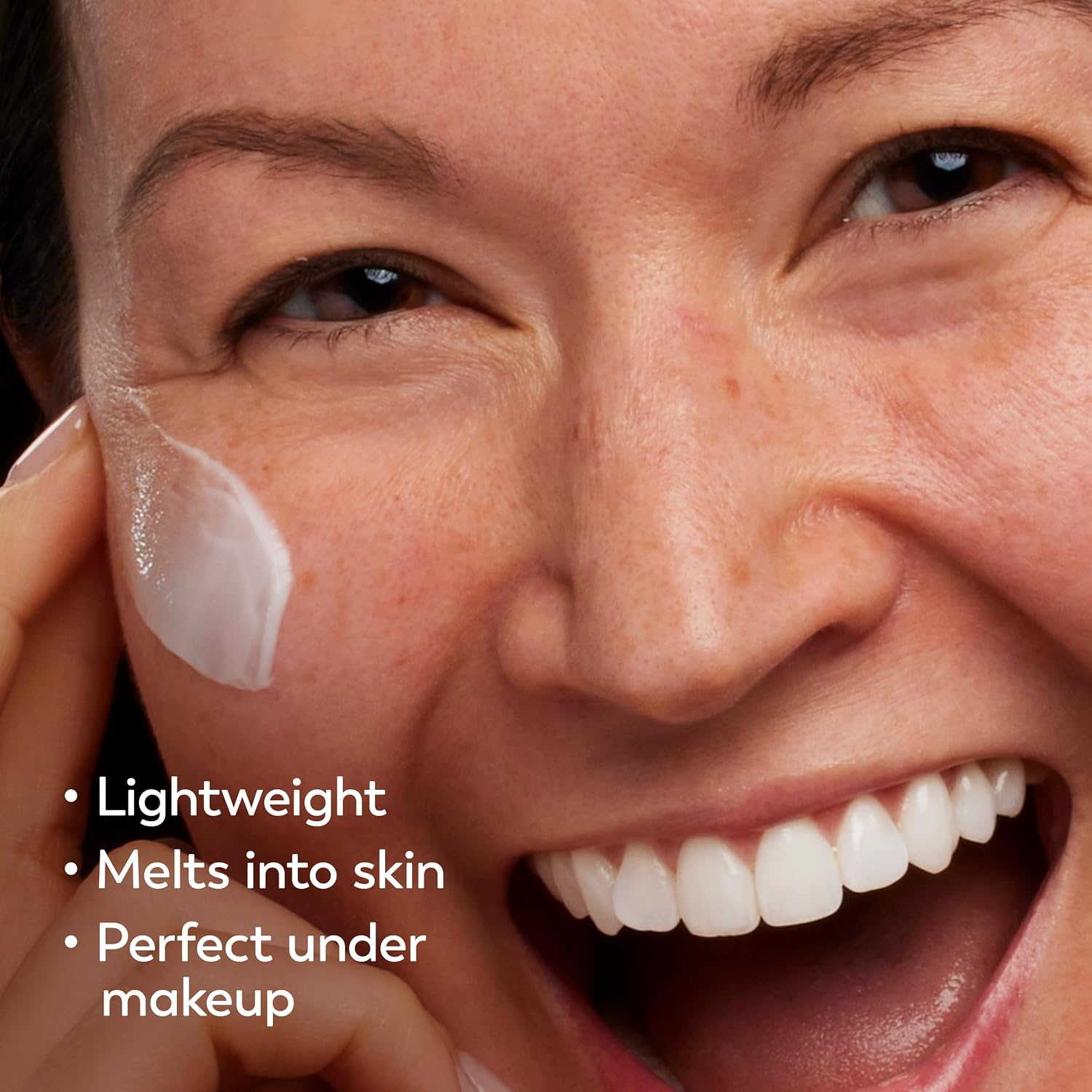 Olay Vitamin C MAX Brightening Face Moisturizer for Women - Hydrating Cream to Even Tone & Reduce Dark Spots, 1.7 Oz